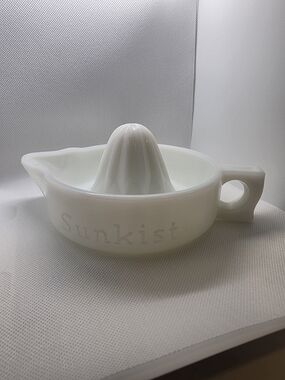 White Glass Citrus Juicer - Sunkist Embossed